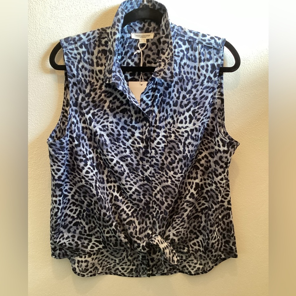 BeachLunchLounge Leopard Sleeveless Tie front Shirt (XL)